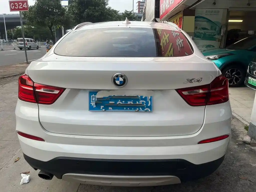 BMW X4 2016 — фото 9