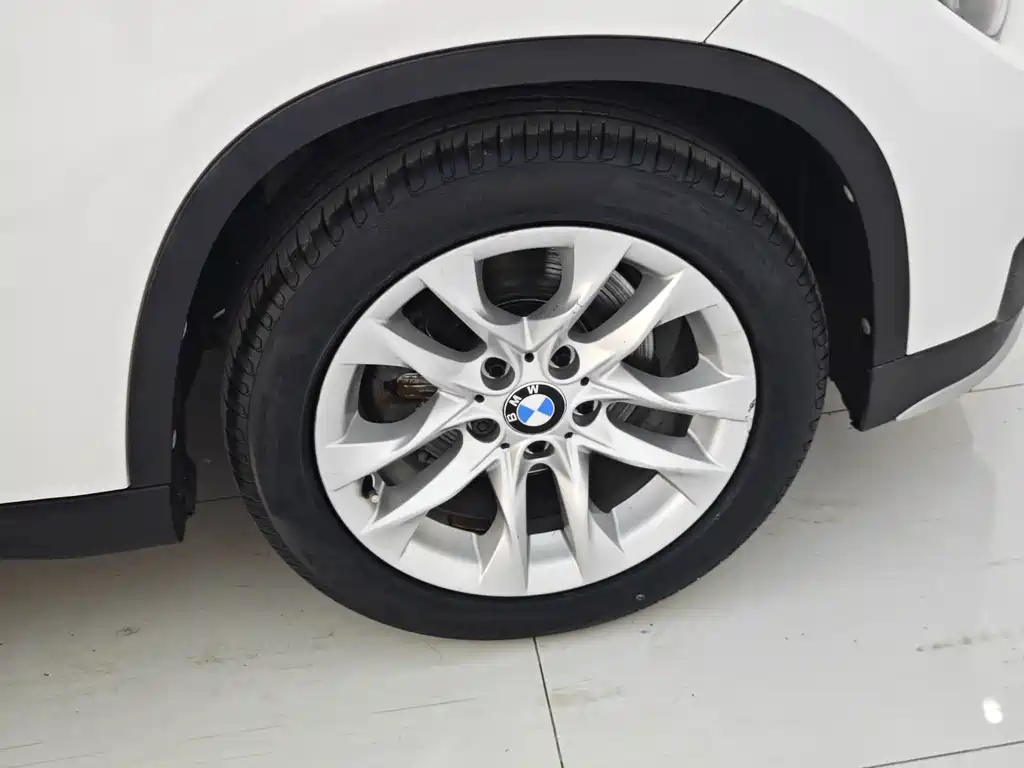 BMW X1 2016 — фото 28