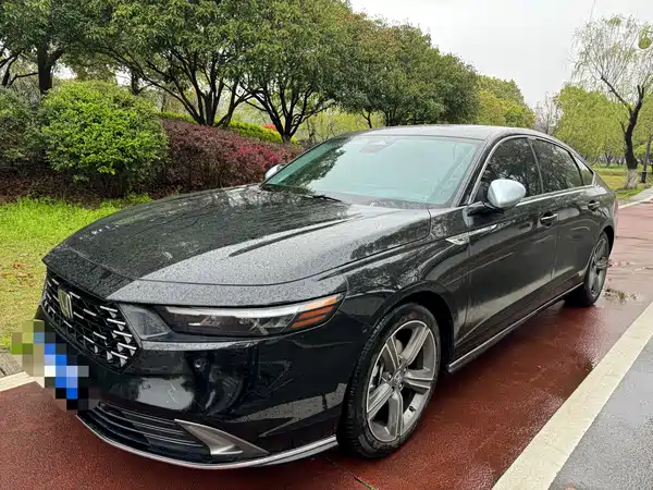 Honda Accord 2025