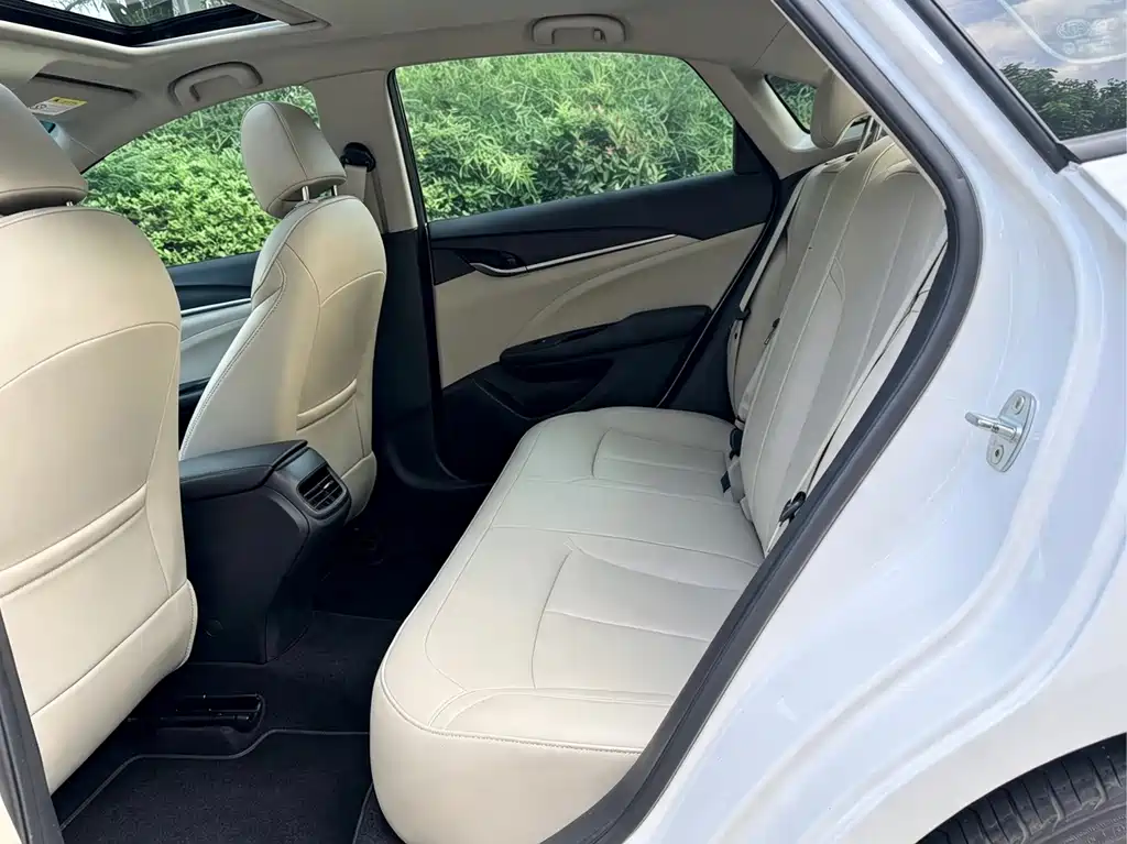 Buick Excelle GT 2020 — фото 12
