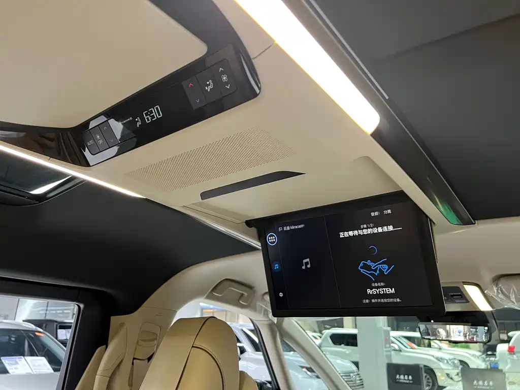Toyota Vellfire 2026 — фото 17
