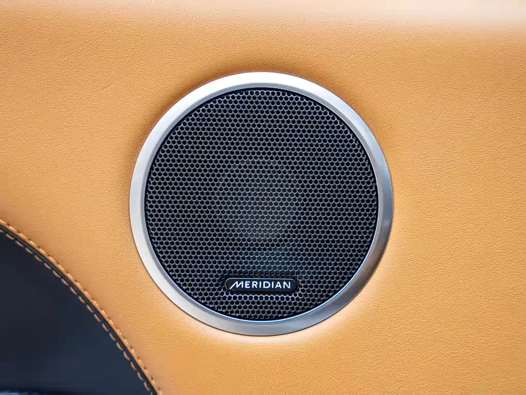 Land Rover Sport 2020 — фото 30
