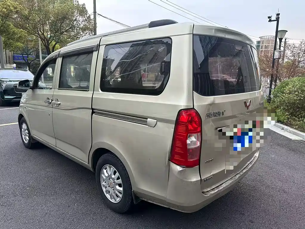 Wuling Rongguang V 2016 — фото 8