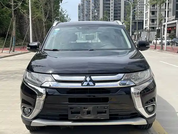 Mitsubishi Outlander 2018