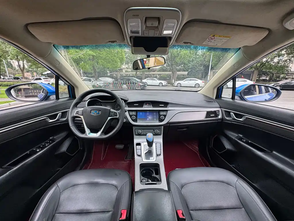 Geely Emgrand GS 2017 — фото 18