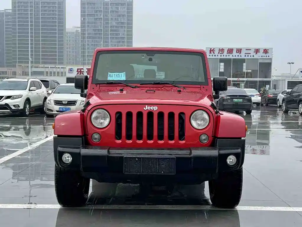 Jeep Wrangler 2014 — фото 2