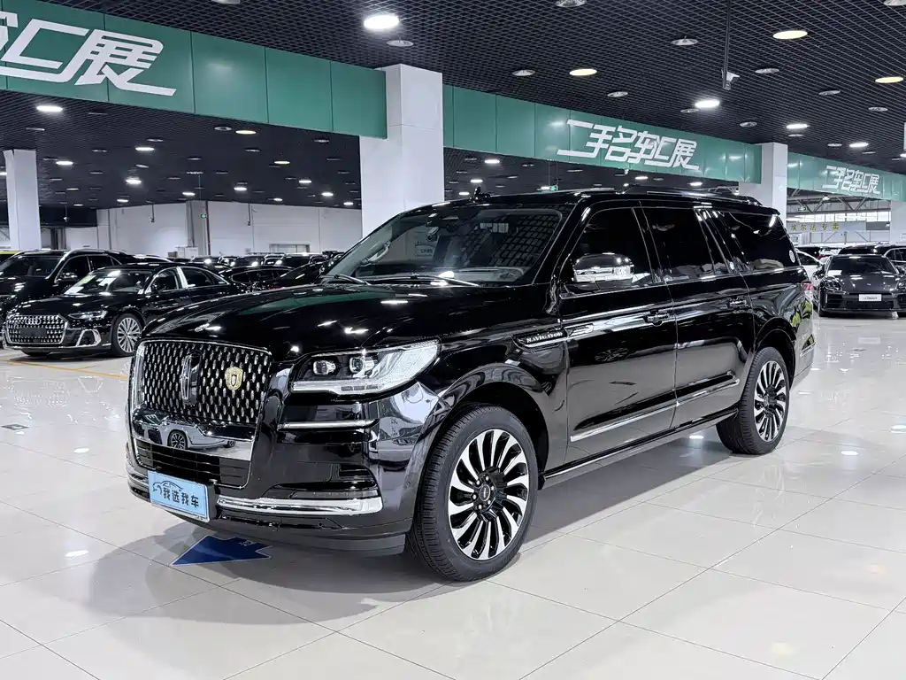 Lincoln Navigator 2023 — фото 1