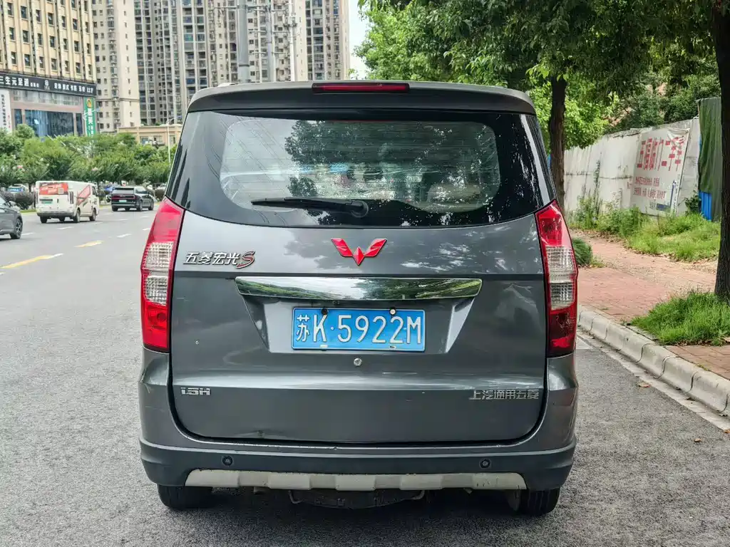 Wuling Hongguang 2014 — фото 8