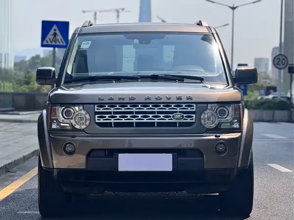 Land Rover Discovery 2012