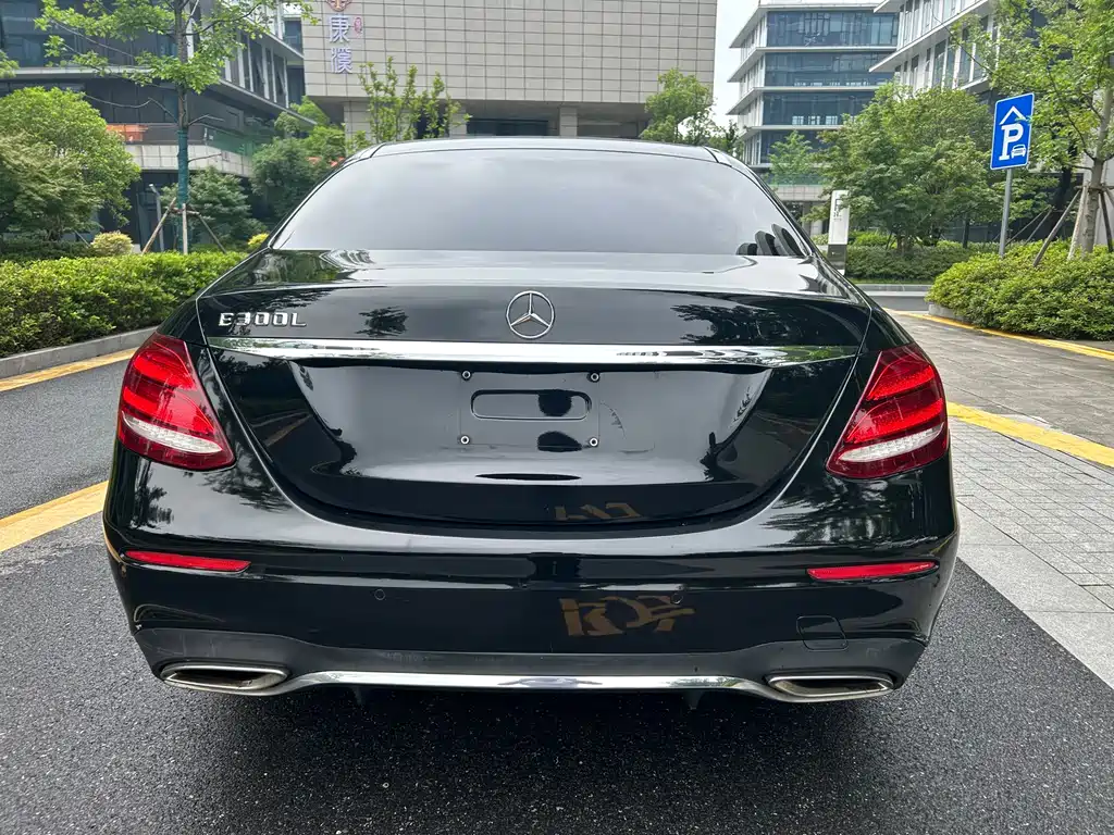 Mercedes-Benz E-Class 2018 — фото 6