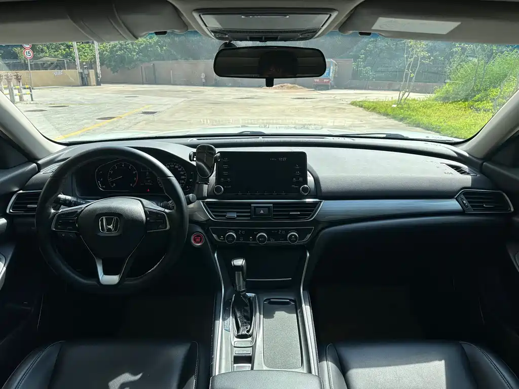 Honda Inspire 2020 — фото 5