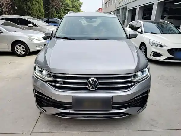 Volkswagen Tiguan L 2022