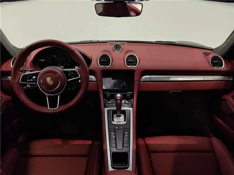 Porsche 718 2026 — фото 8