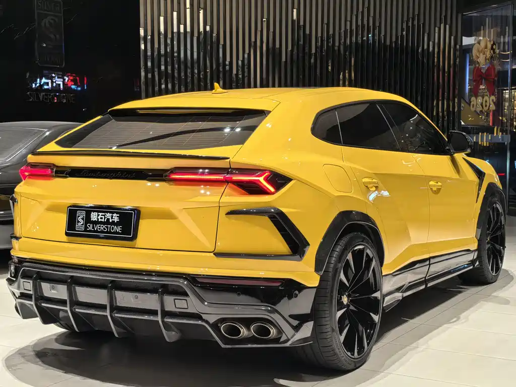 Lamborghini Urus 2023