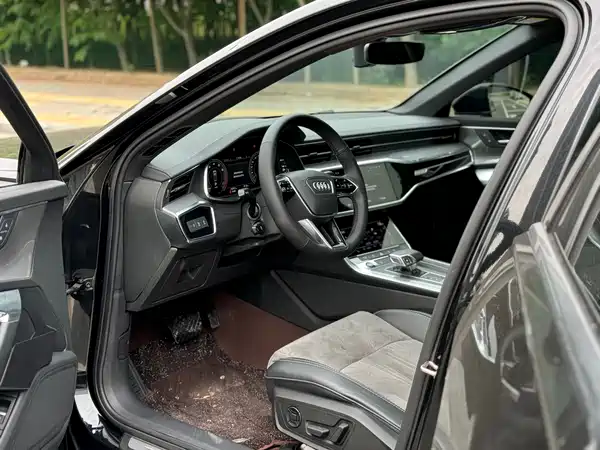 Audi A6L 2021