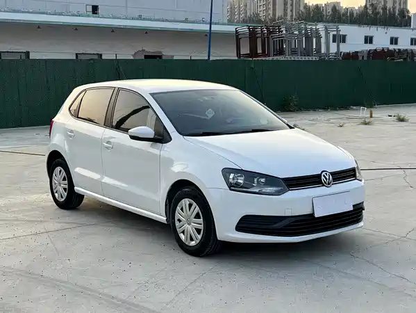 Volkswagen Polo 2016