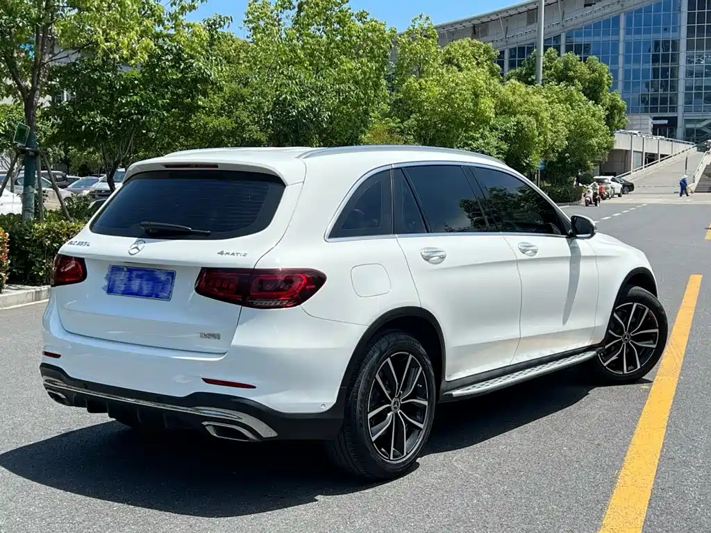 Mercedes-Benz GLC 2021