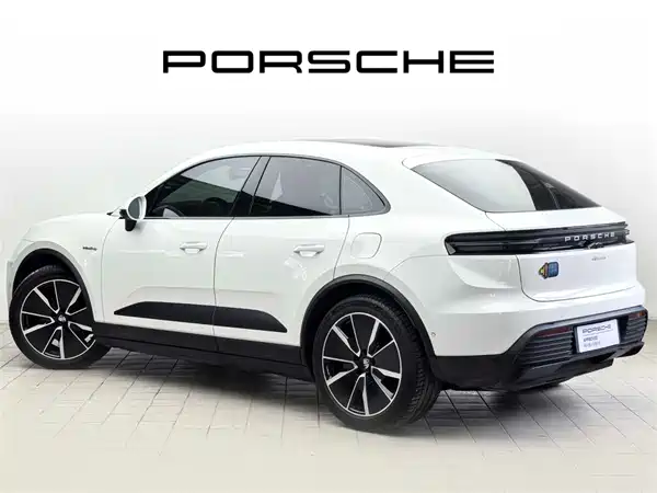 Porsche Macan New Energy 2025
