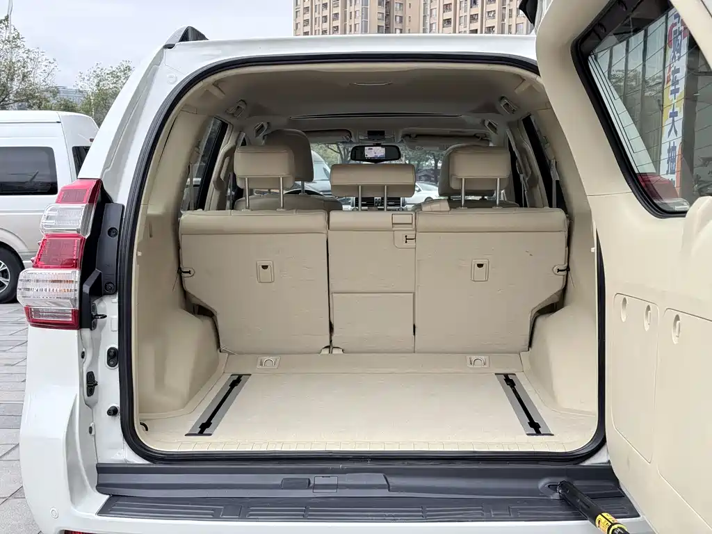 Toyota Prado 2016 — фото 22