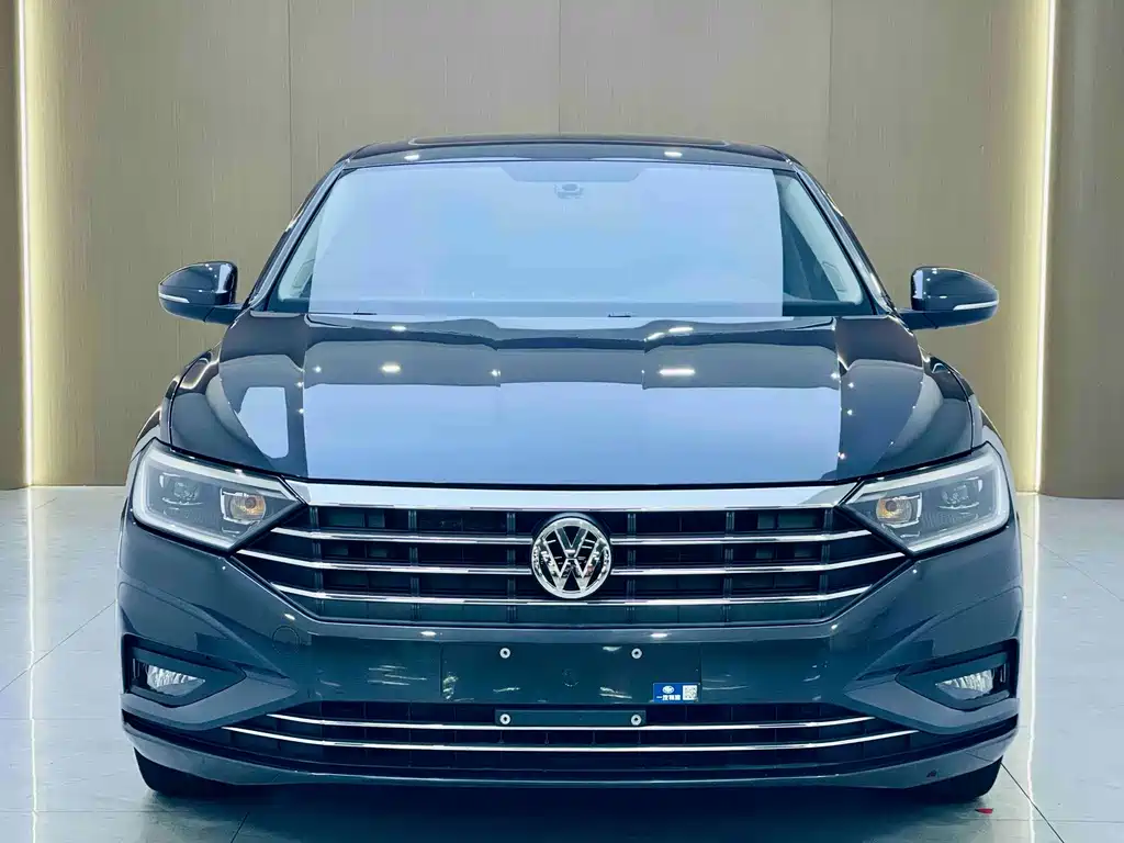 Volkswagen Sagitar 2022