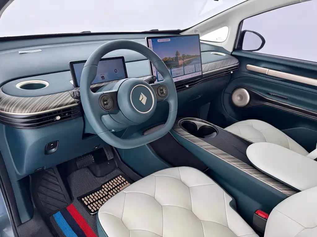 Baojun Clouds 2023