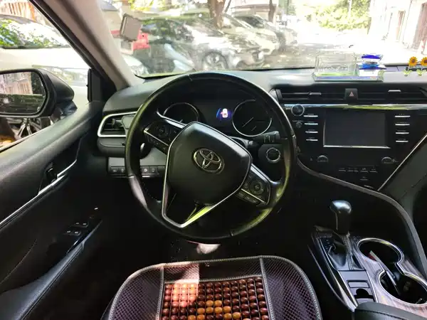 Toyota Camry 2018