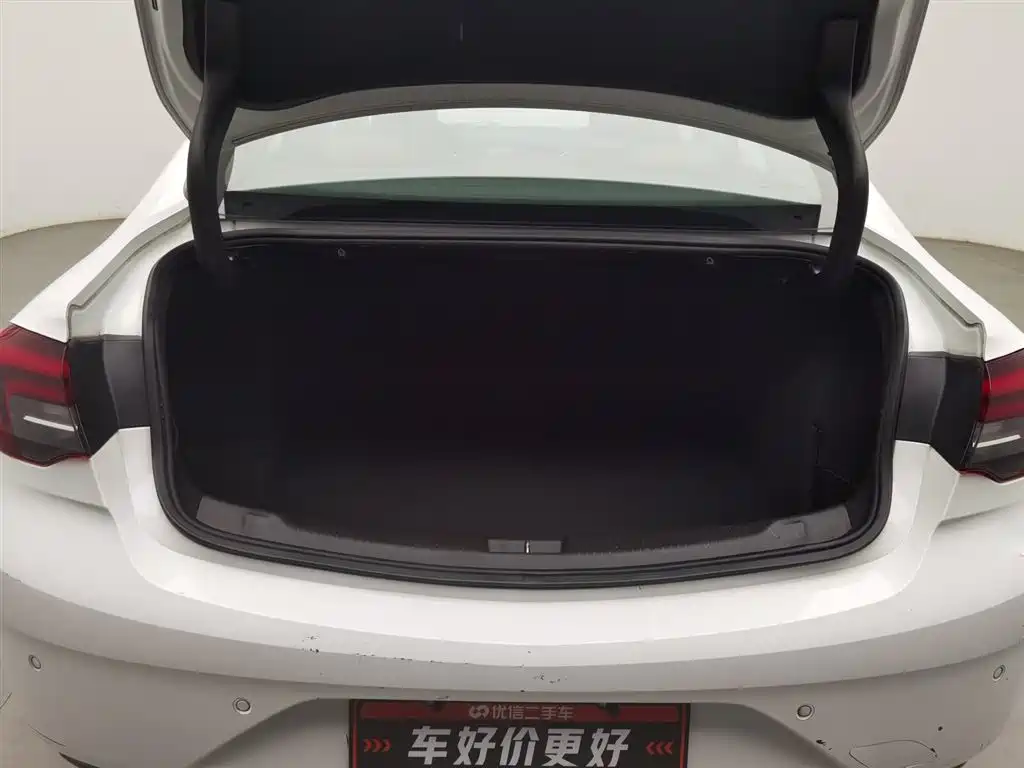 Buick Regal 2020 — фото 16