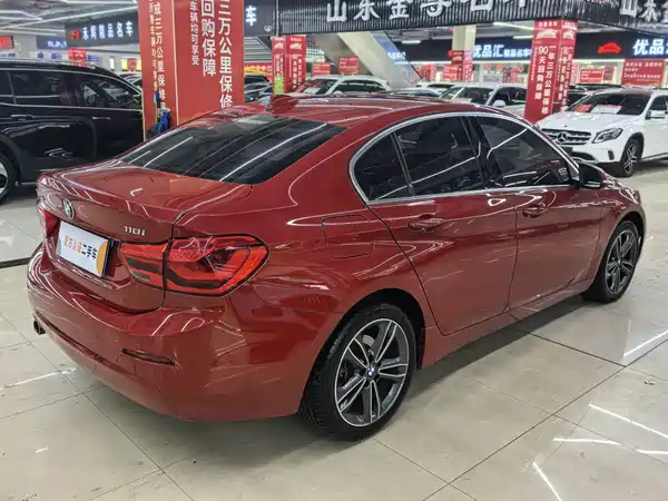 BMW 1 Series 2019