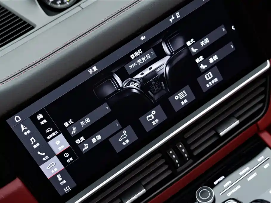 Porsche Cayenne Hybrid 2021 — фото 22
