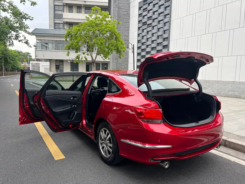 Honda Spirior 2017 — фото 27