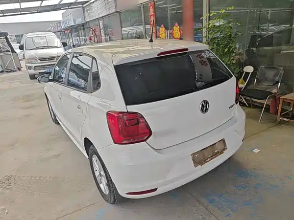 Volkswagen Polo 2016