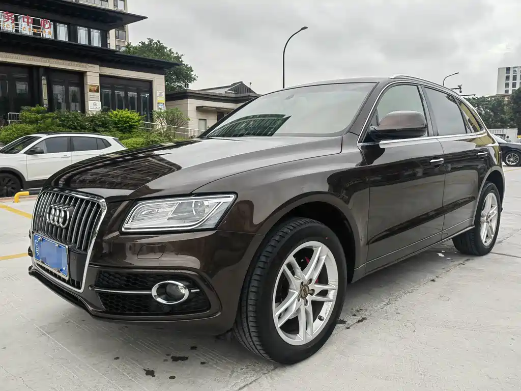 Audi Q5 2018 — фото 1