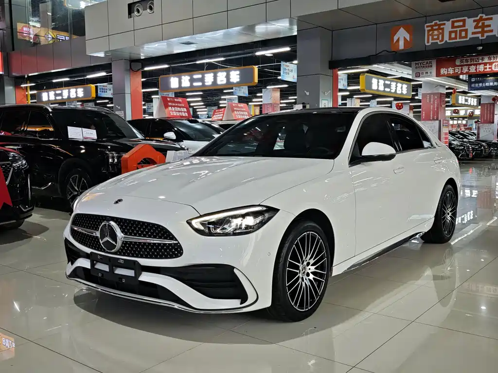 Mercedes-Benz C-Class 2023 — фото 1