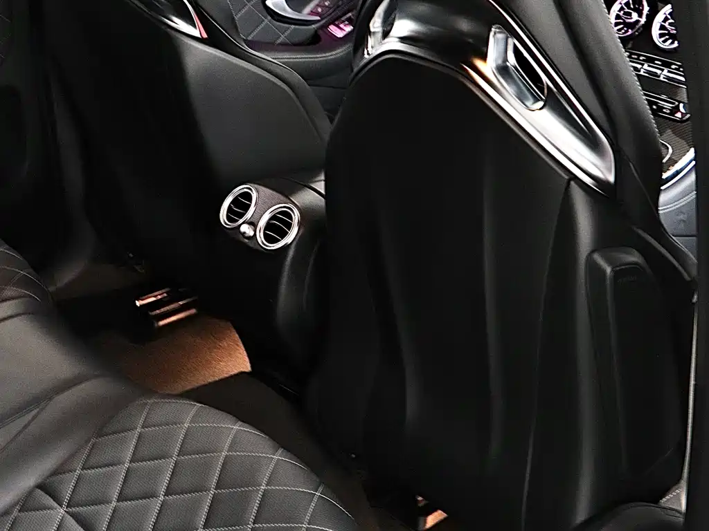 Mercedes-Benz GLC Coupe AMG 2019 — фото 17