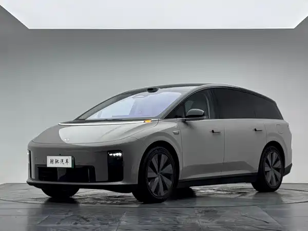 Li Auto i8 2026
