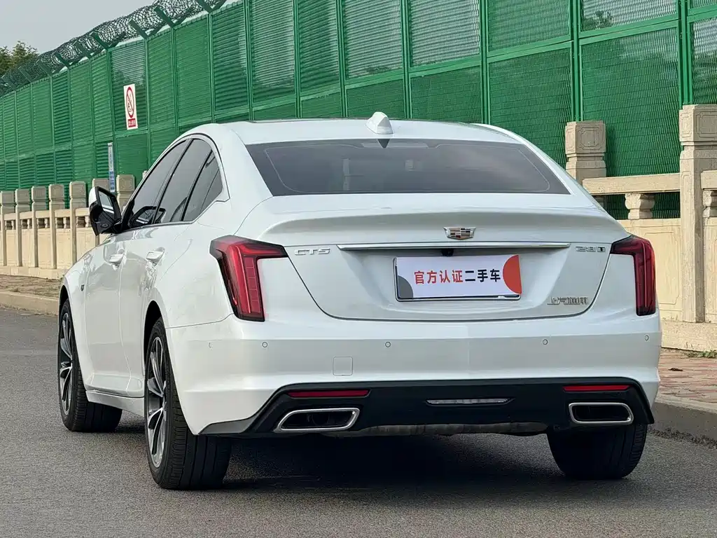 Cadillac CT5 2026 — фото 13
