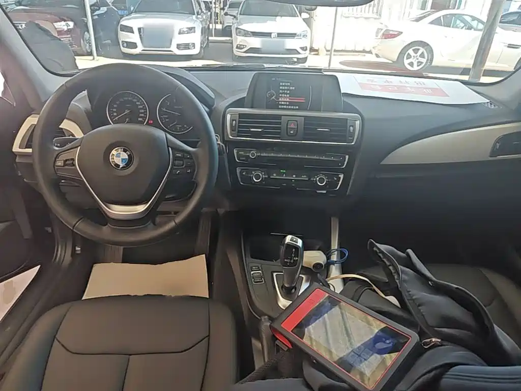 BMW 1 Series 2016 — фото 10