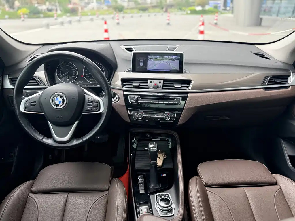 BMW X1 New Energy 2018 — фото 12