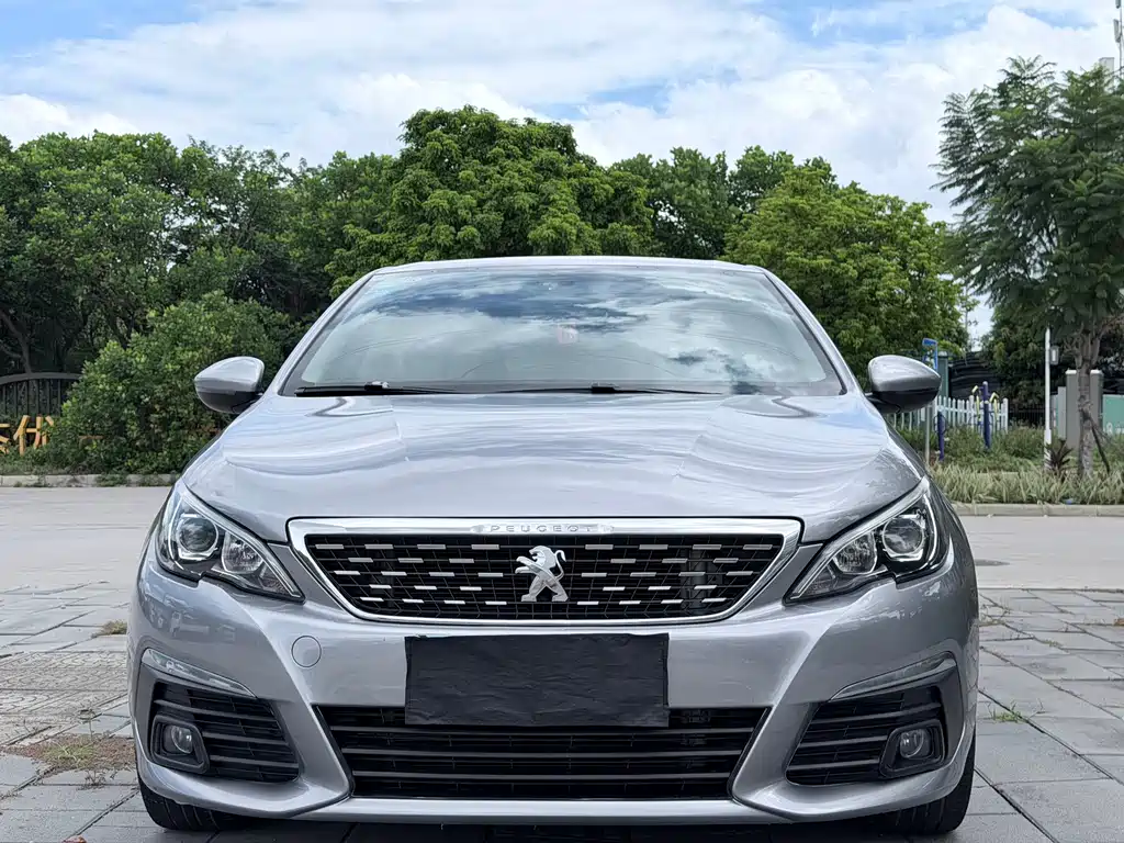 Peugeot 308 2019 — фото 2
