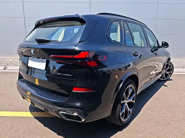 BMW X5 2025