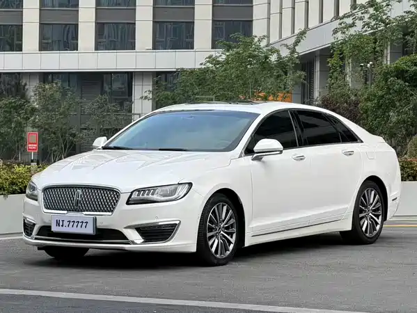 Lincoln MKZ 2019