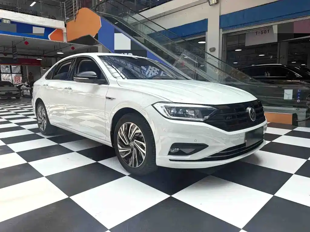 Volkswagen Sagitar 2022