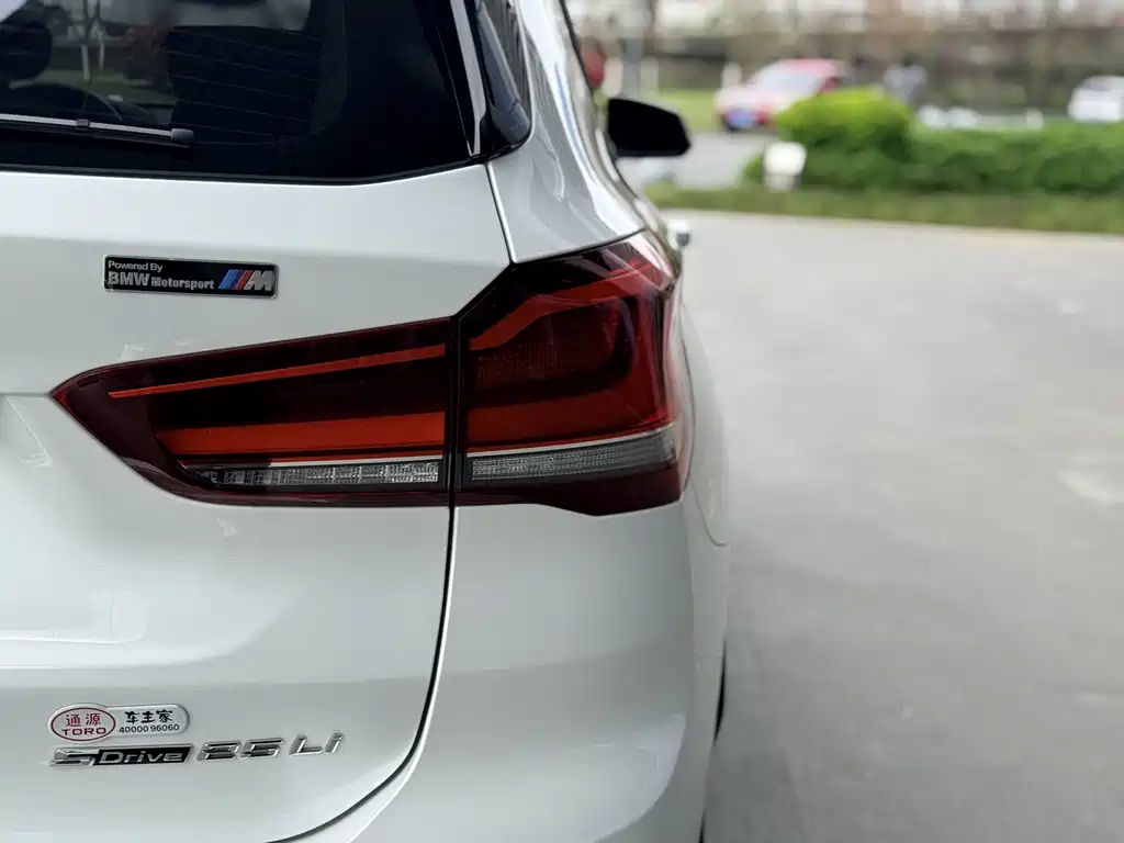 BMW X1 2022 — фото 9