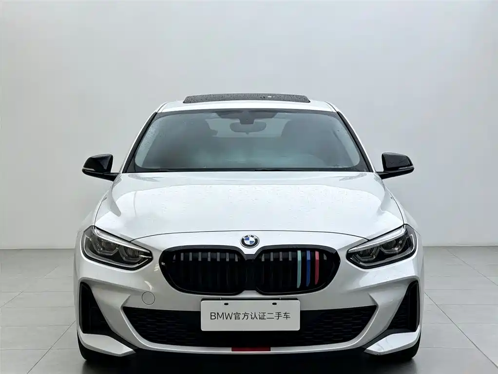 BMW 1 Series 2021