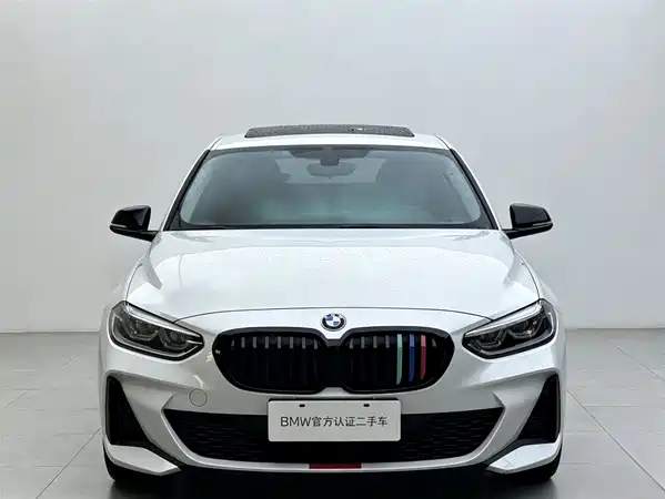 BMW 1 Series 2021