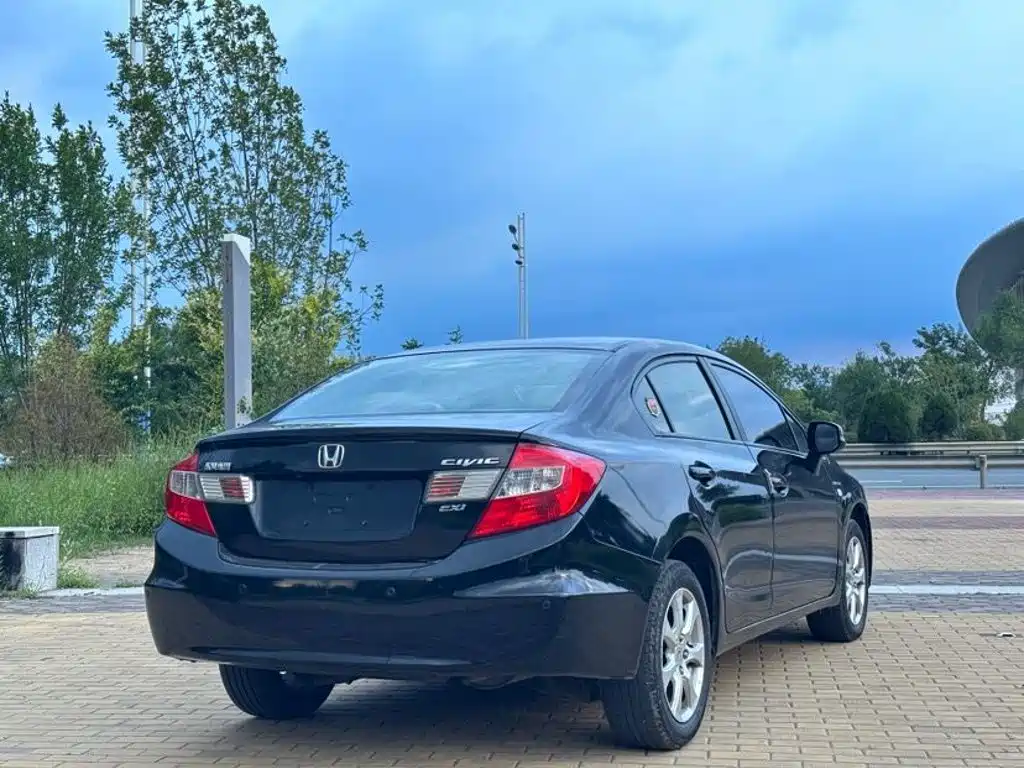 Honda Civic 2011