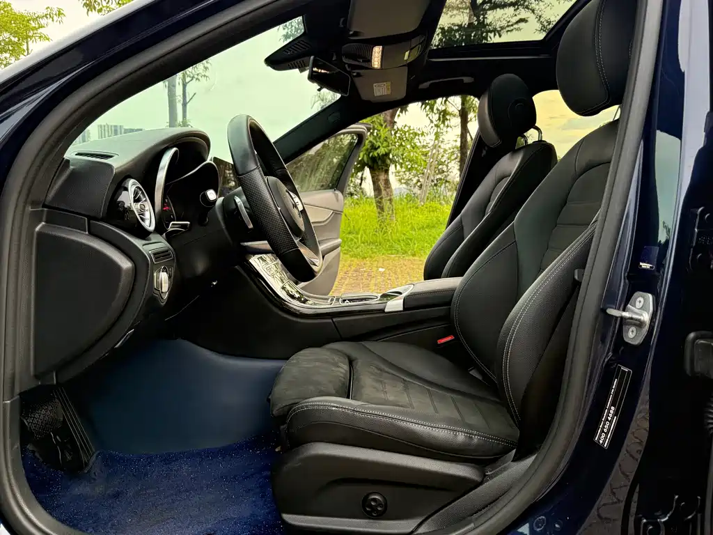 Mercedes-Benz C-Class 2019 — фото 14