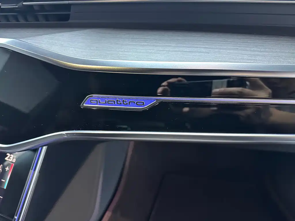 Audi A7L 2022 — фото 20
