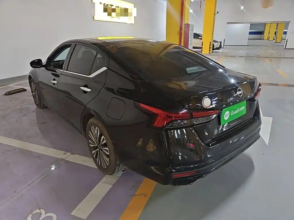 Nissan Teana 2024