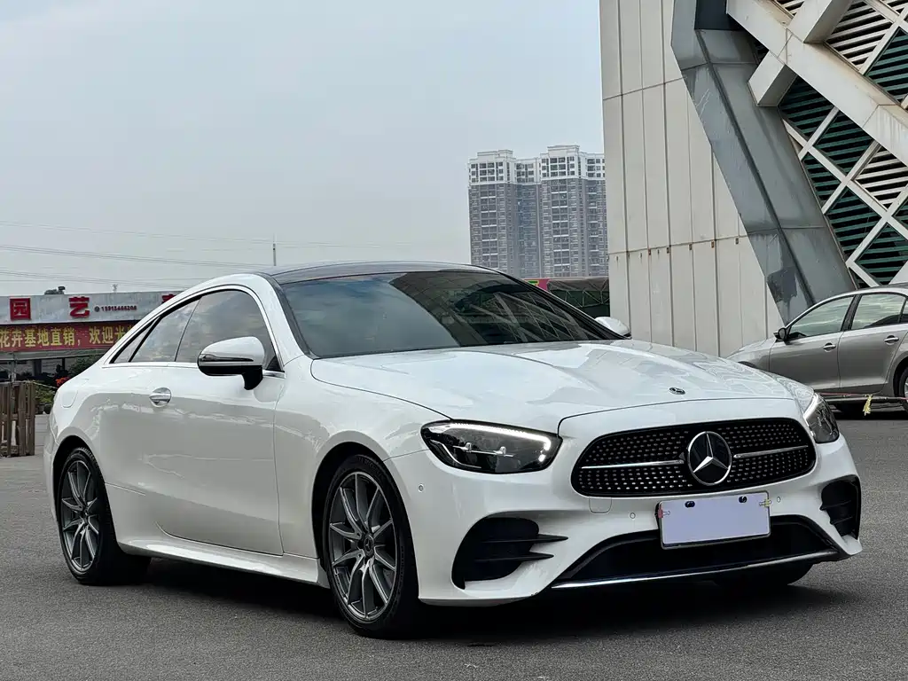 Mercedes-Benz E-Class 2023 — фото 3